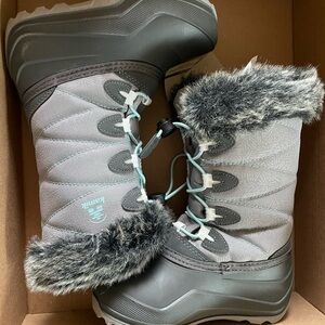 Kamik Winter Boots Girls Little Kids Size 11 Gray Fur Snowangel Children’s Snow